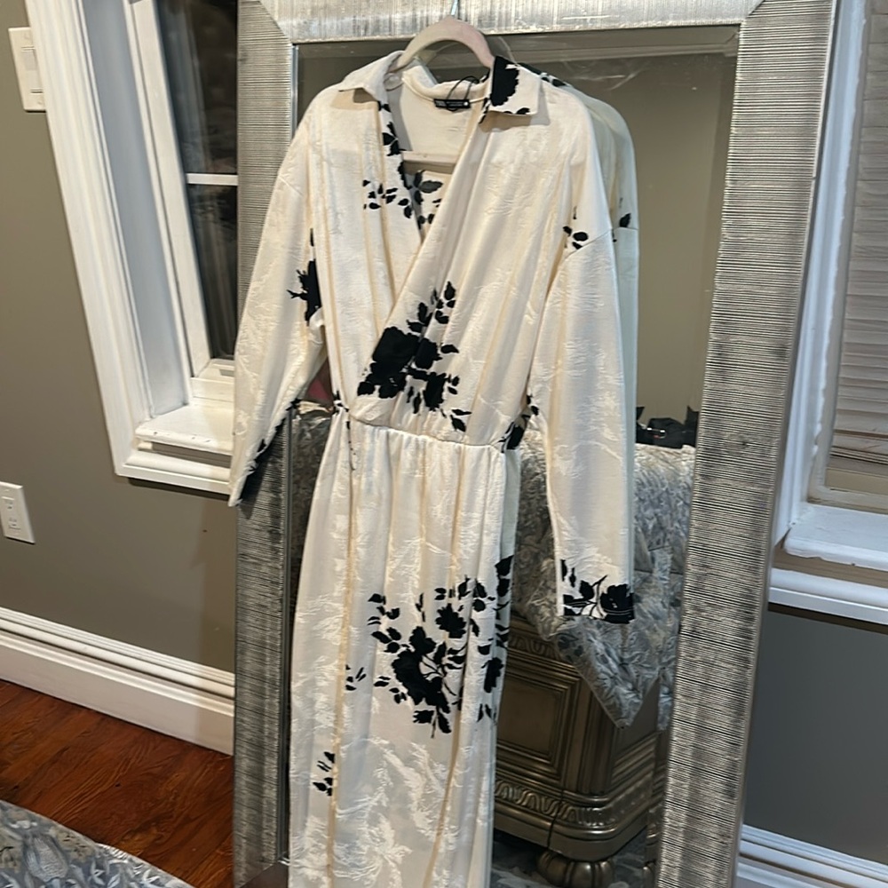 ZARA MIDI DRESS